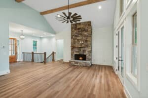2307 Tamarack Drive — photo 10